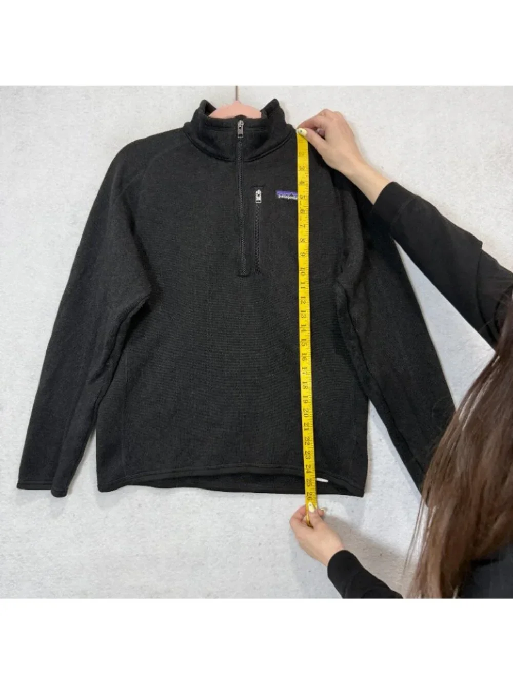 Patagonia Pullover Mens Medium Black Fleece 1/4 Zip Chest Pocket Hiking Layer